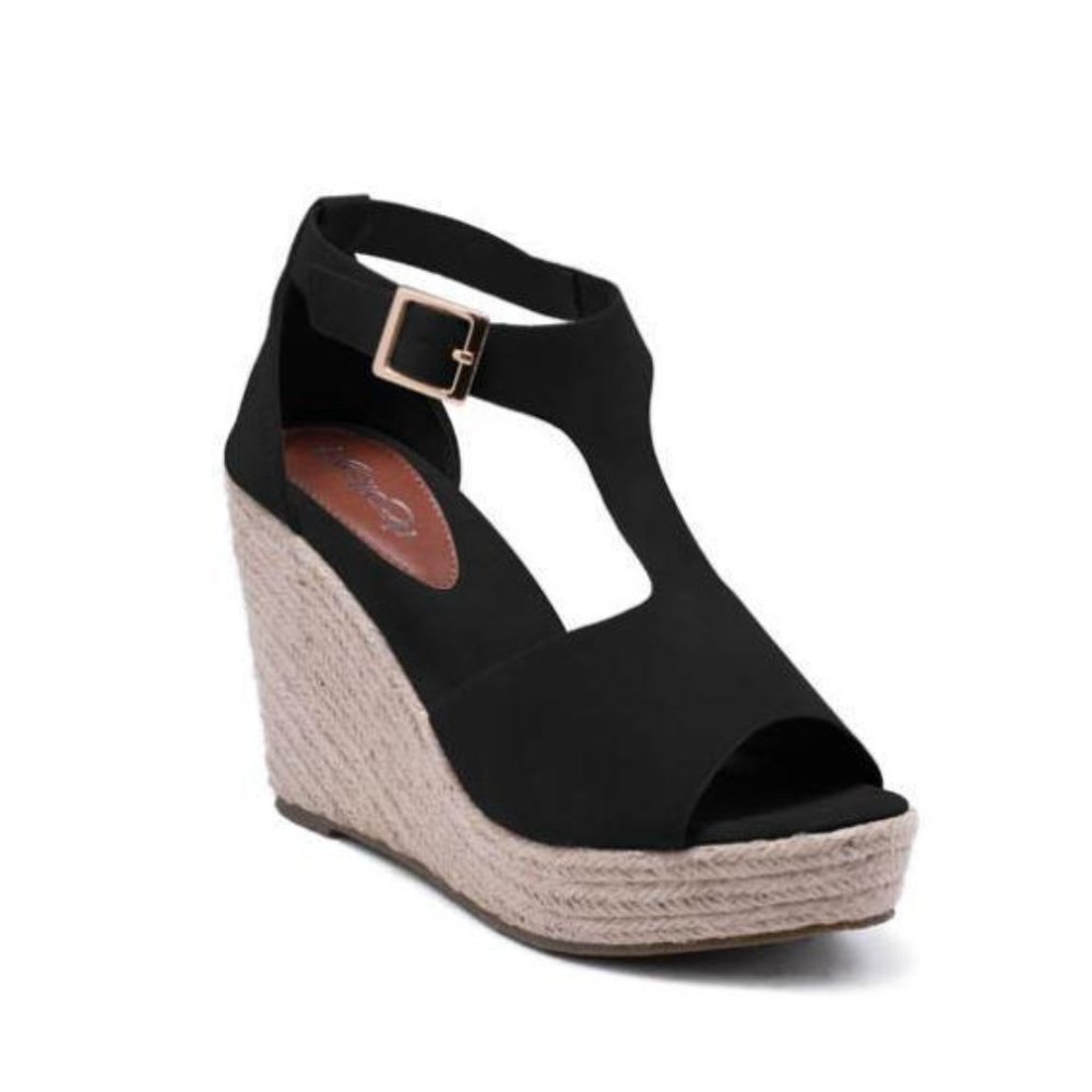 Black Wedge